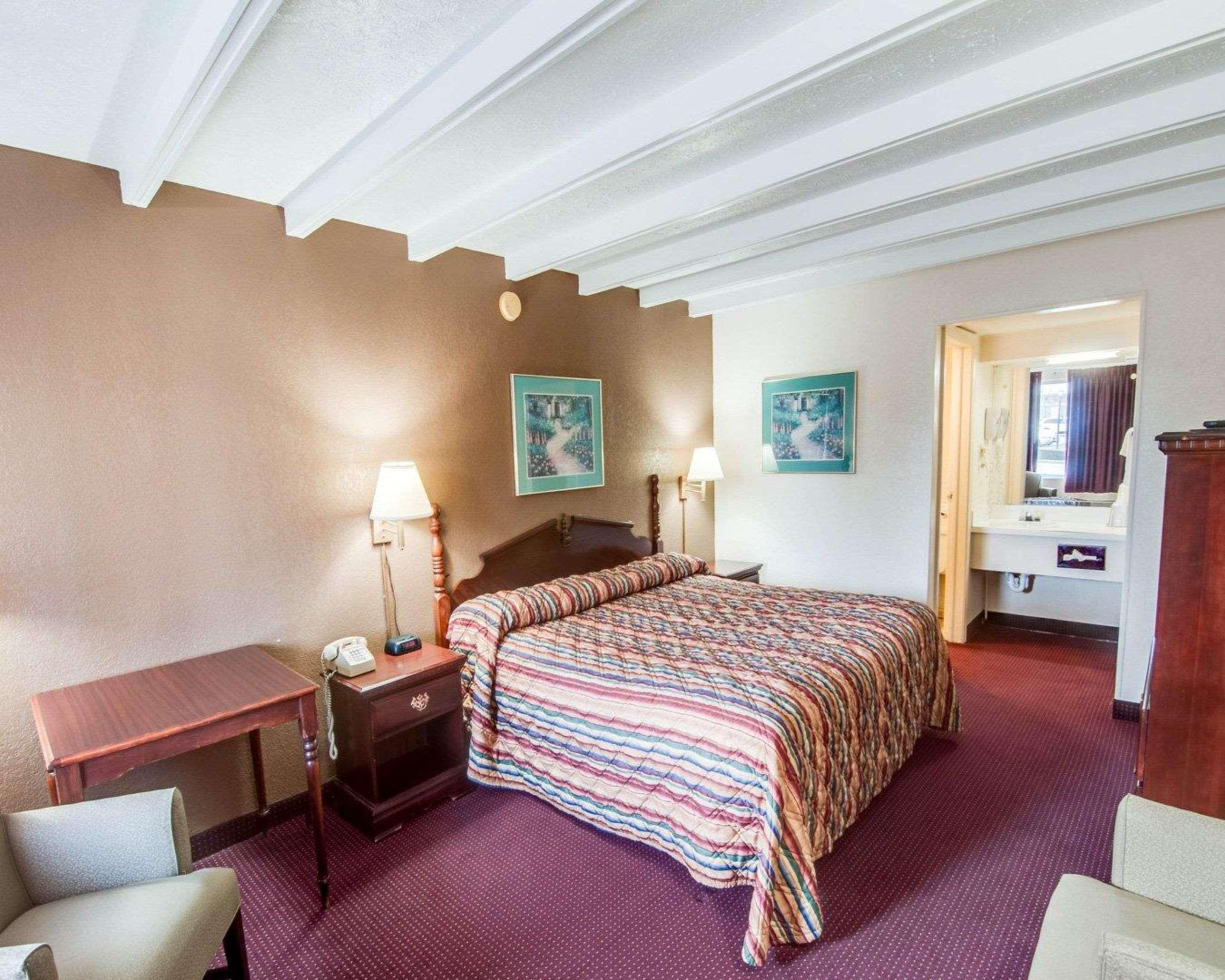 Rodeway Inn Galax Highway 58 מראה חיצוני תמונה